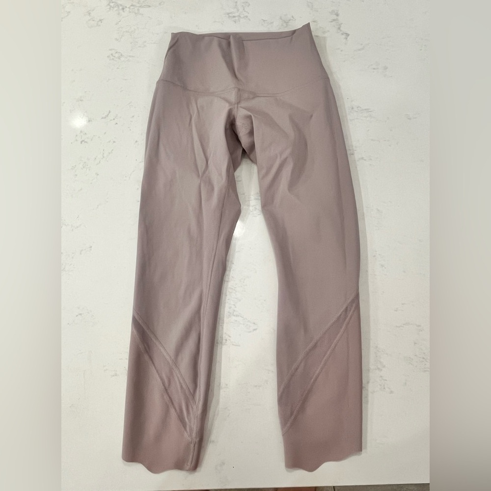 Lululemon Wunder Under Crop High-Rise *Roll Down Scallop Full-On Luxtreme 23" - Picture 3 of 5